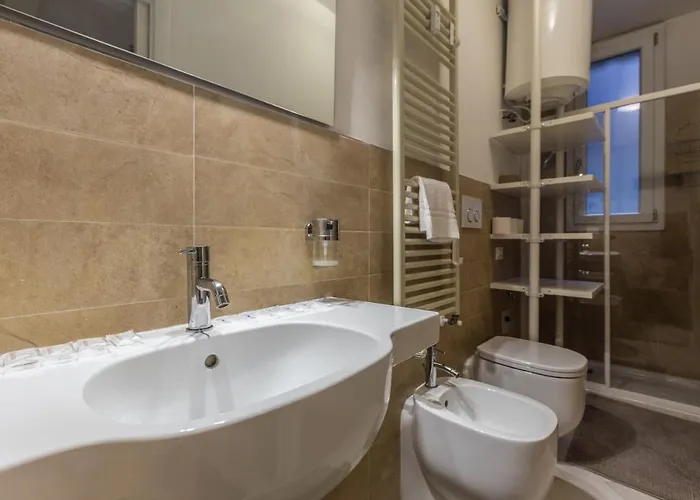 Appartement All'ombra Della Luna, By Short Holidays *