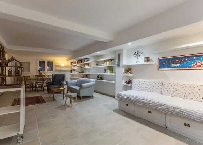 All'ombra Della Luna, By Short Holidays Appartement *