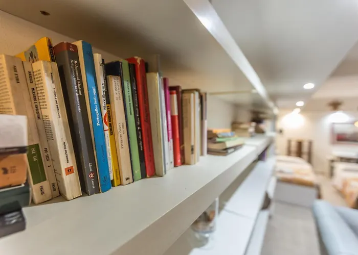 Appartement All'ombra Della Luna, By Short Holidays *