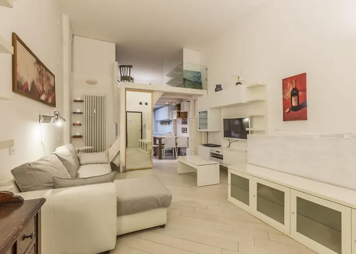 Appartement All'ombra Della Luna, By Short Holidays *