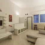 All'ombra Della Luna, By Short Holidays Apartamento Bolonia
