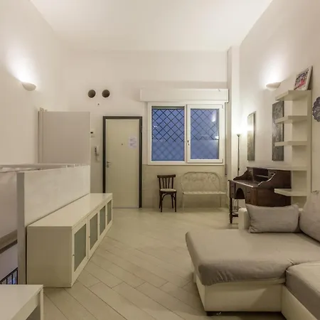 شقة All'ombra Della Luna, By Short Holidays بولونيا