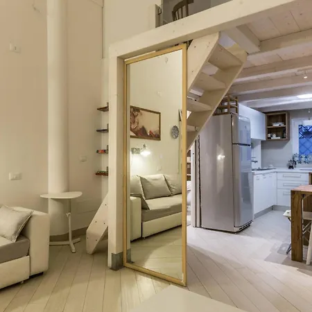 All'ombra Della Luna, By Short Holidays Apartament