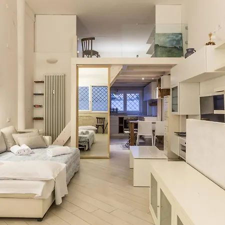 All'ombra Della Luna, By Short Holidays Apartament Bolonia