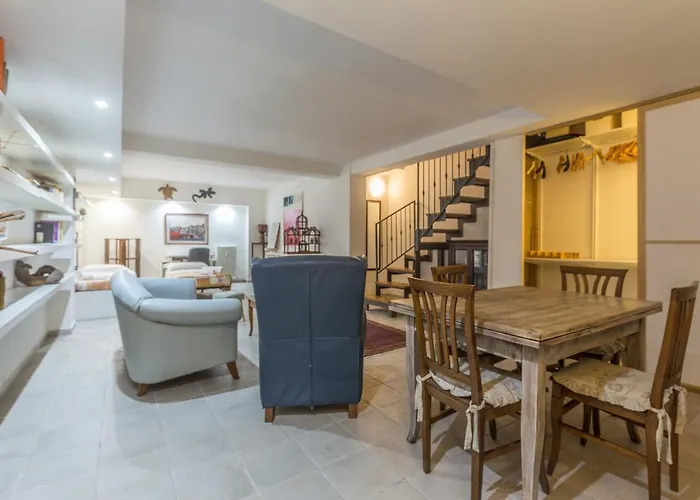 All'ombra Della Luna, By Short Holidays * 볼로냐