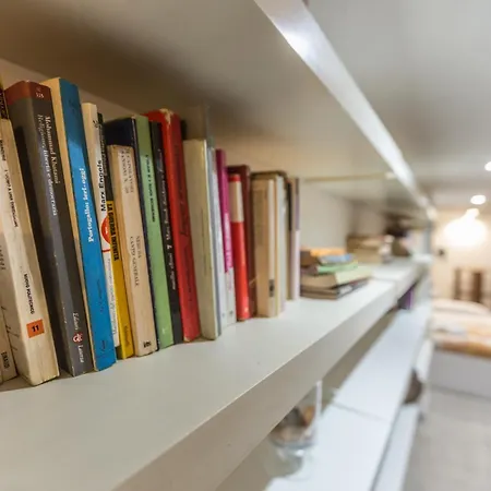 Apartment All'ombra Della Luna, By Short Holidays *