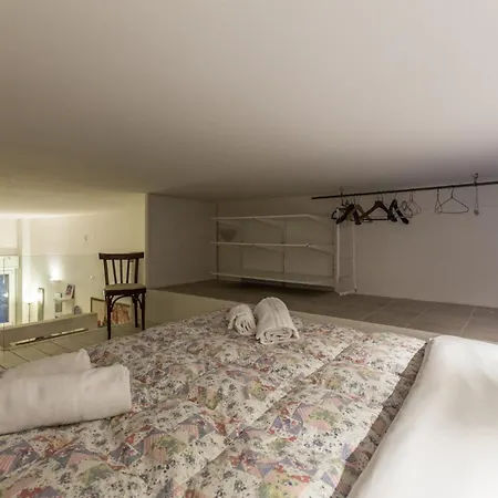 All'ombra Della Luna, By Short Holidays Apartment Bologna