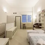 All'ombra Della Luna, By Short Holidays Apartamento Bolonha